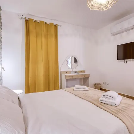 2br Gozo Escape With Private Tub & Backyard By 360 Estates