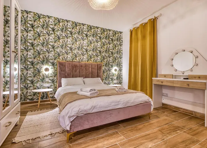 2br Gozo Escape With Private Tub & Backyard By 360 Estates Ta' Abram