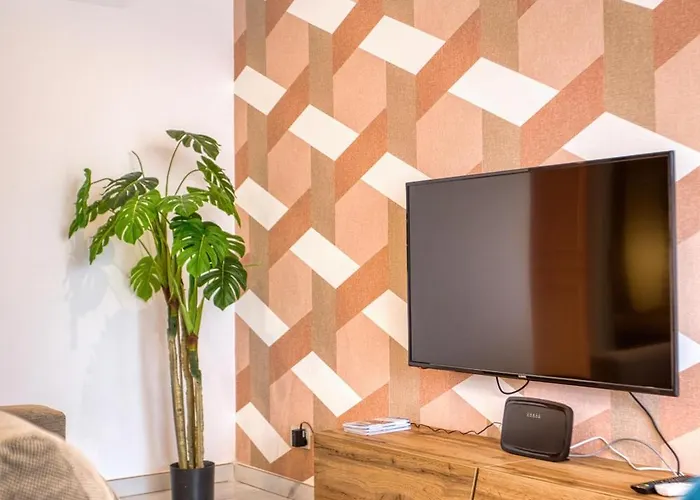 2br Gozo Escape With Private Tub & Backyard By 360 Estates Apartamento